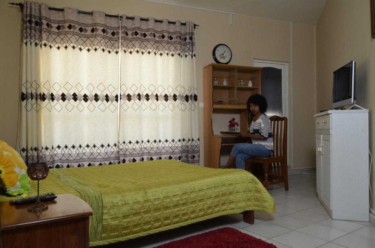 Vannie Hotel Fianarantsoa Exterior foto